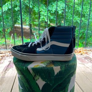USED VANS SK8-HI SHOE NAVY/BLUE M8/W9.5